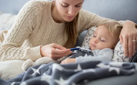 Jaki lek na temperaturę po szczepieniu? Bezpieczne opcje dla dzieci