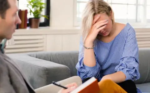 Jak żyć z osobą chorą psychicznie i nie stracić równowagi emocjonalnej