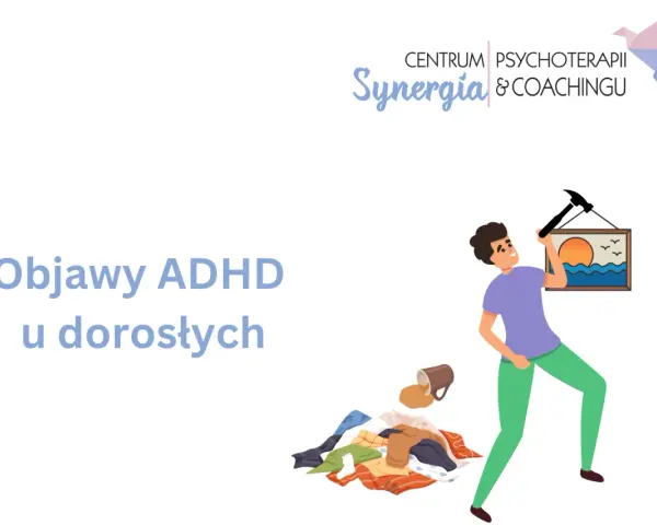 Mężczyzna z młotkiem próbuje powiesić obrazek, obok stos ubrań i rozlana kawa. Czy to objawy ADHD u dorosłych?