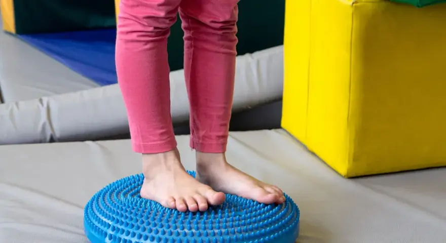 Zaburzenia integracji sensorycznej objawy – jak je rozpoznać i zrozumieć